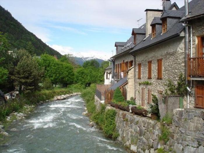 Ocho pueblos de montaña para perderse y apagar el móvil