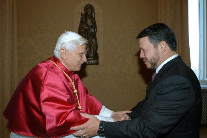 Giovanna Chirri, la periodista que publicó la exclusiva de la renuncia del papa: "Me temblaban las piernas"