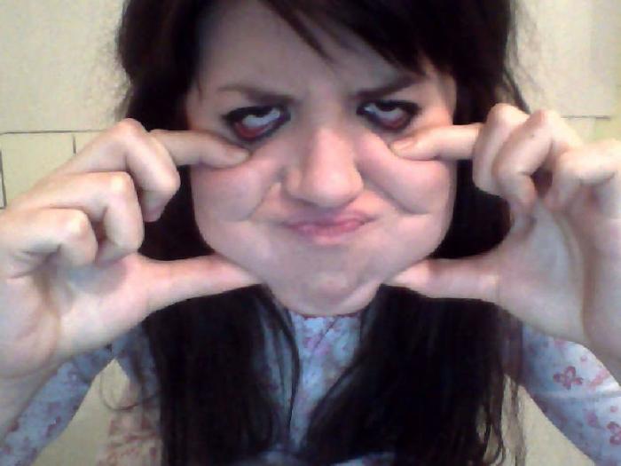 PrettyGirlsUglyFaces: jugar a poner caras horrorosas, el fenómeno viral del fin de semana (FOTOS)