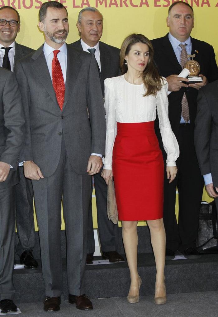 Letizia Marca España 2013: se viste de española para recibir a Banderas, Alonso y José Andrés (FOTOS)
