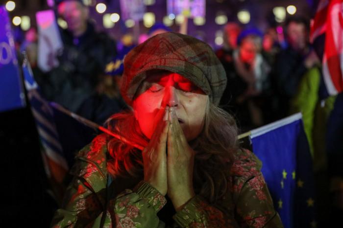 El Parlamento británico pide a la UE que retrase el Brexit y rechaza celebrar un segundo referéndum sobre la separación