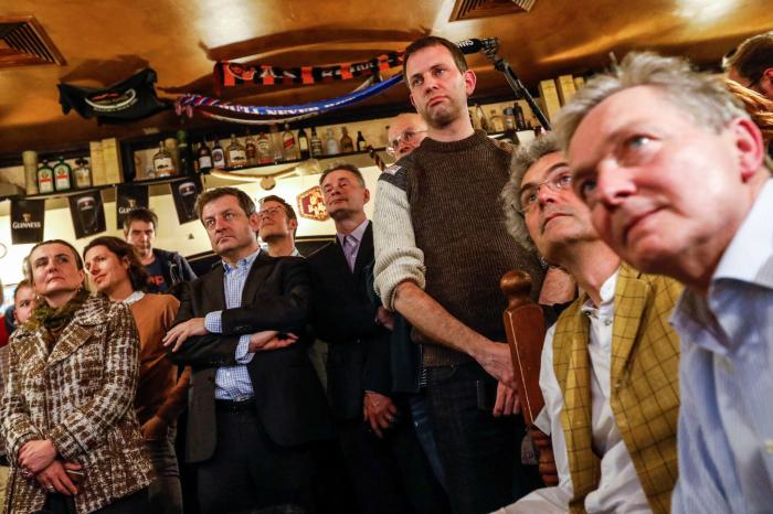 El Parlamento británico pide a la UE que retrase el Brexit y rechaza celebrar un segundo referéndum sobre la separación