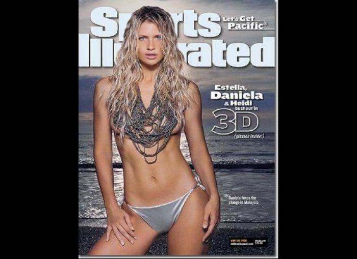 El momento en el que Kate Upton se cae por una ola durante una sesión de fotos en 'topless'