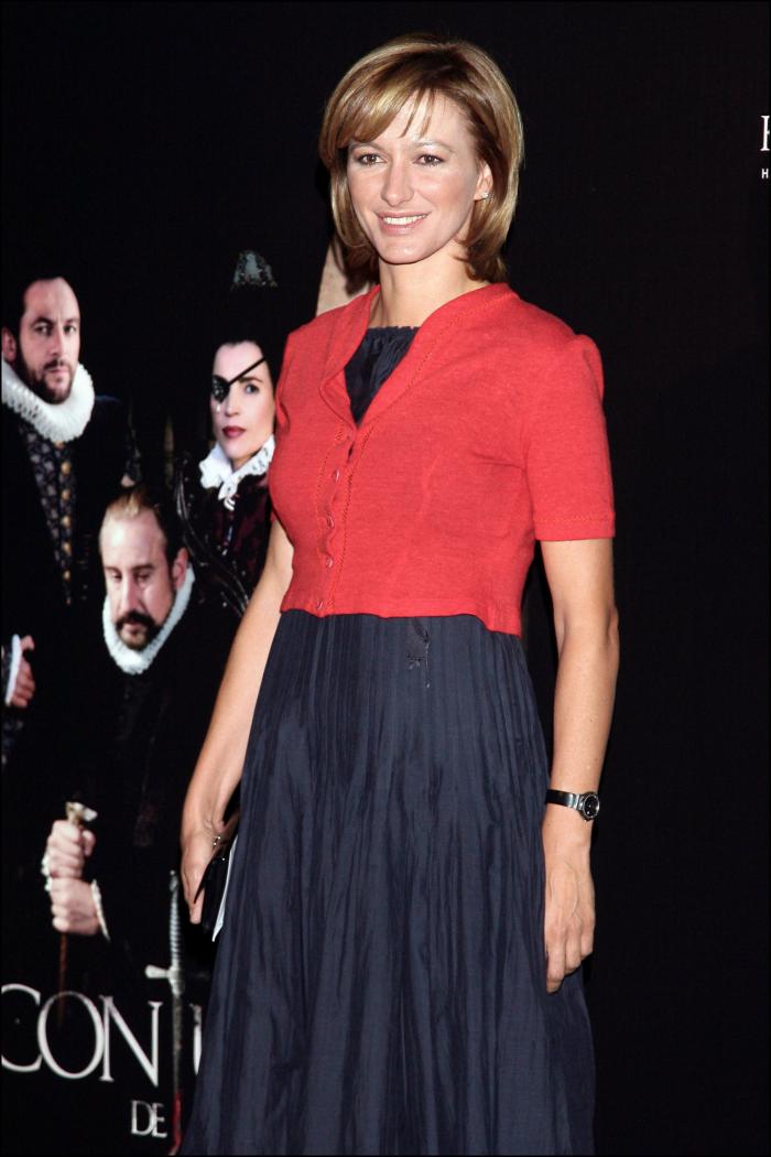 Le preguntan a Ayuso por la coleta de Pablo Iglesias y da una respuesta 100% a su estilo