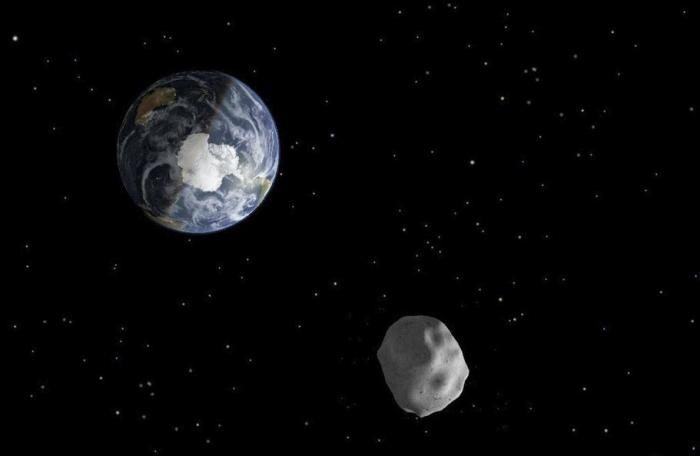 Cómo ver el asteroide que rozará la Tierra: en directo internet, en algunos observatorios o con prismáticos (FOTOS, VÍDEO)