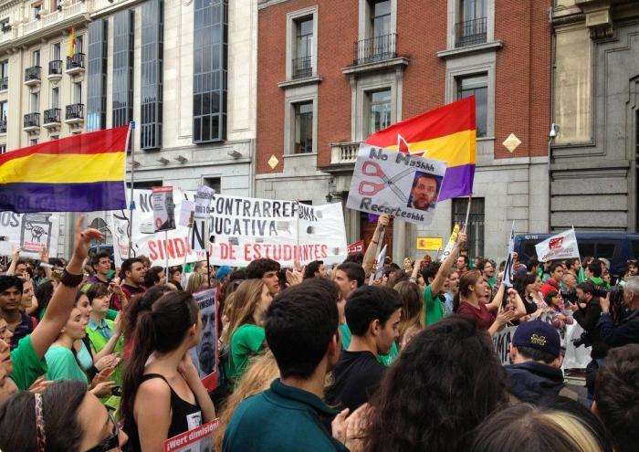 Docentes interinos: esclavos de una oposición