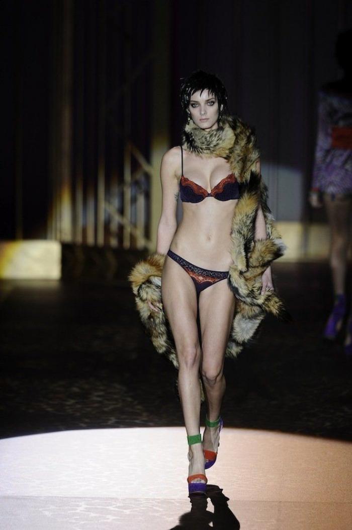 Andres Sardá, Cibeles: desfile de lencería para abrir la 57 edición de FashionWeek Madrid (FOTOS)