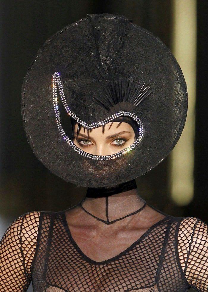 Andres Sardá, Cibeles: desfile de lencería para abrir la 57 edición de FashionWeek Madrid (FOTOS)