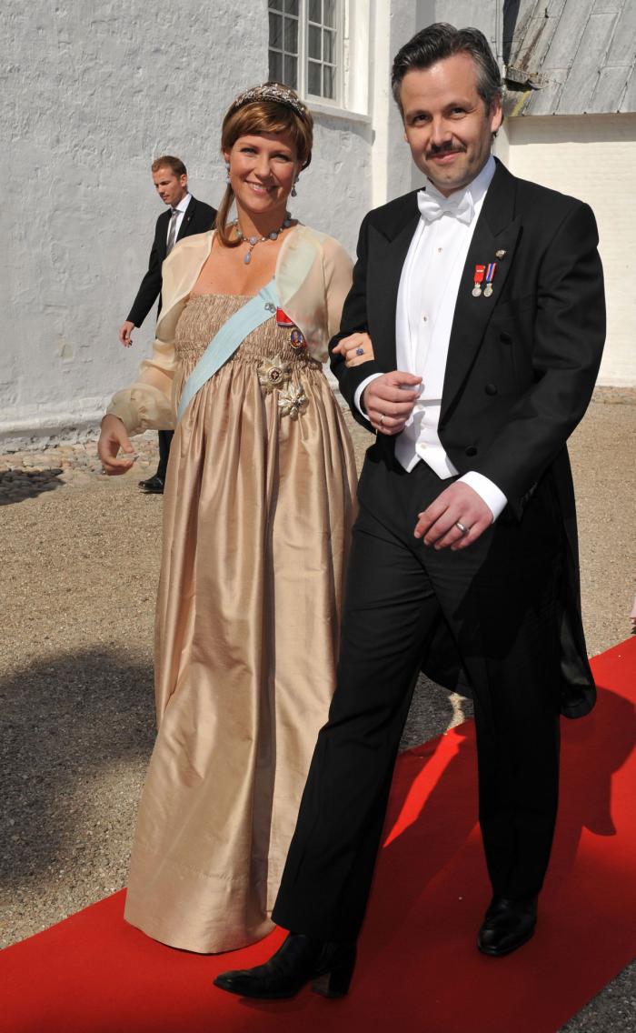 La historia de Ari Behn: su separación de Marta Luisa de Noruega, su episodio como mendigo y su documental con Carmen de Mairena