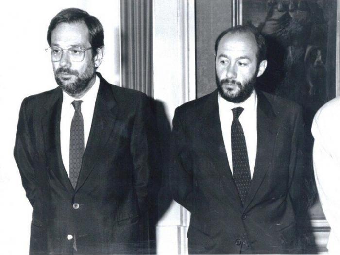 "En vida...": el reproche de Felipe González al recordar (en 'Espejo Público') la figura de Rubalcaba