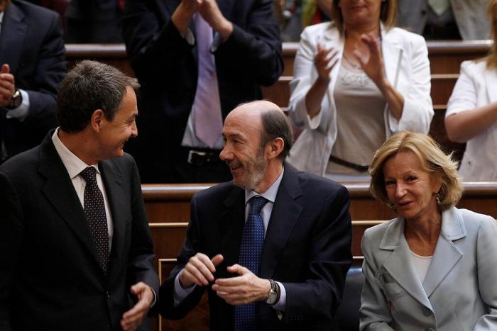 "En vida...": el reproche de Felipe González al recordar (en 'Espejo Público') la figura de Rubalcaba