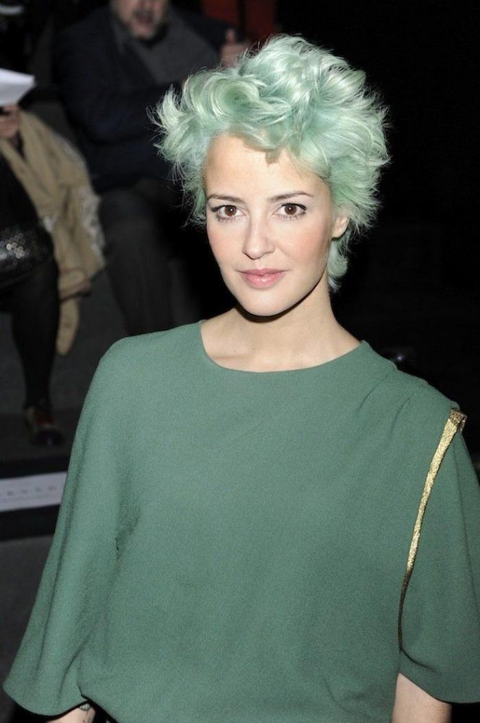 Pelo rosa, verde, azul...: las últimas famosas en apuntarse a la moda de pelo de colores (FOTOS)