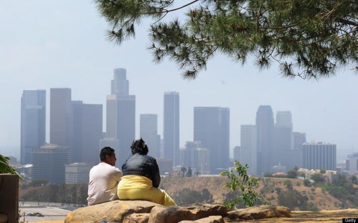 La Policía clausura un local de intercambio de parejas con 87 personas dentro