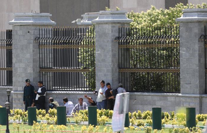 El baile tabú en las escuelas que revoluciona Irán