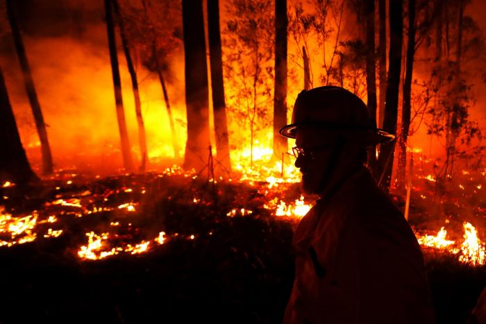 Éxodo masivo por la amenaza de un recrudecimiento de los incendios en Australia