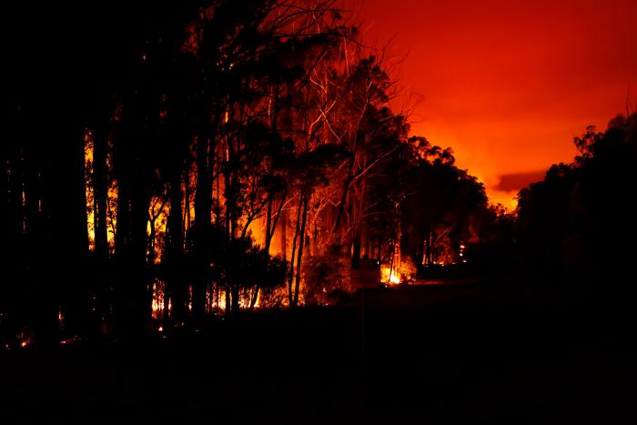 Éxodo masivo por la amenaza de un recrudecimiento de los incendios en Australia
