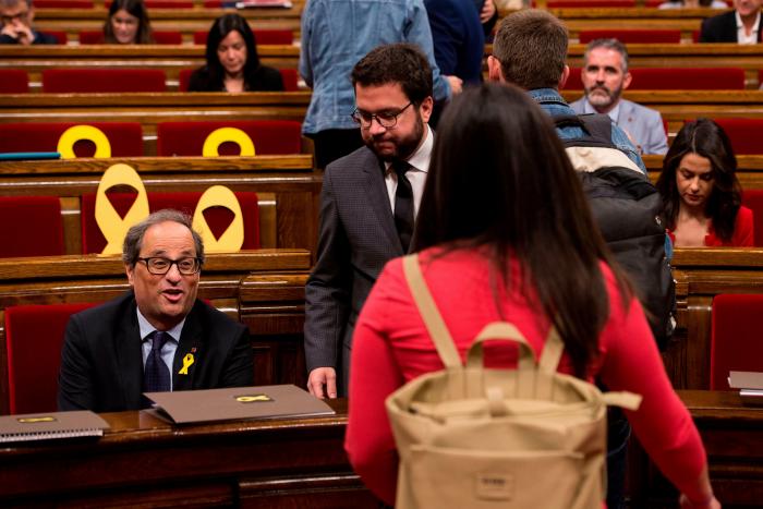 El Gobierno mantiene la presencia de Sánchez en la Mesa y apoya la propuesta de Aragonés