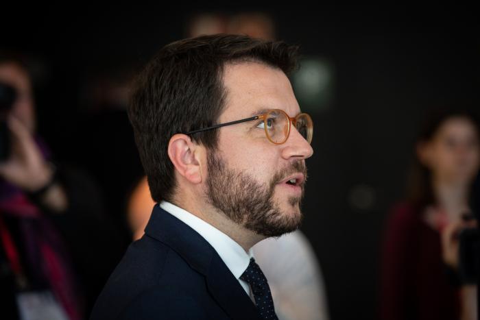 El Gobierno mantiene la presencia de Sánchez en la Mesa y apoya la propuesta de Aragonés