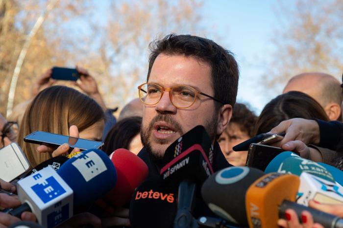 El Gobierno mantiene la presencia de Sánchez en la Mesa y apoya la propuesta de Aragonés