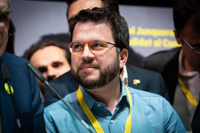El Gobierno mantiene la presencia de Sánchez en la Mesa y apoya la propuesta de Aragonés