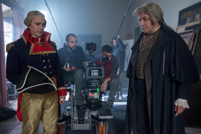 El creador de 'El Ministerio del Tiempo' recuerda esta "falta de respeto" de Revilla tras su no a Sánchez