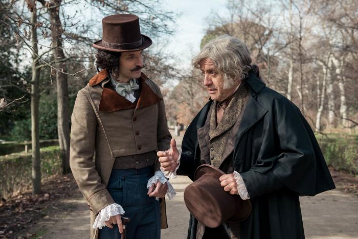 El creador de 'El Ministerio del Tiempo' recuerda esta "falta de respeto" de Revilla tras su no a Sánchez