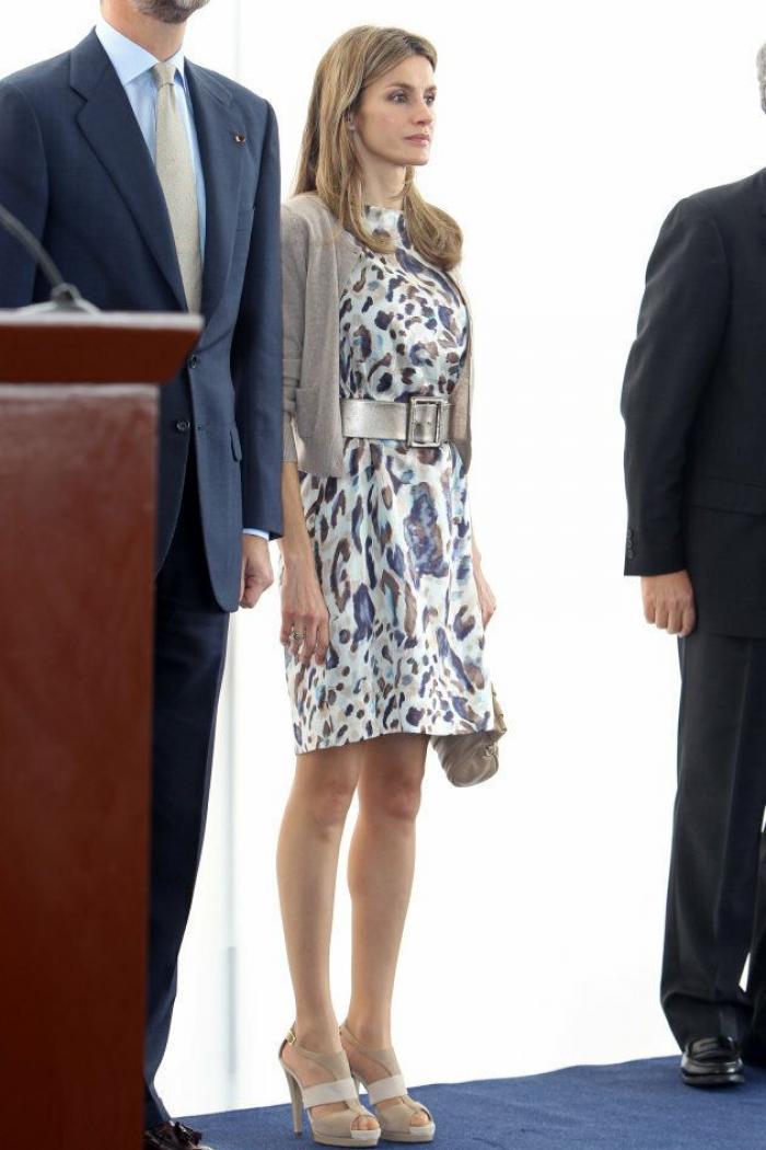 El guiño del vestido de Letizia en su visita a Marruecos