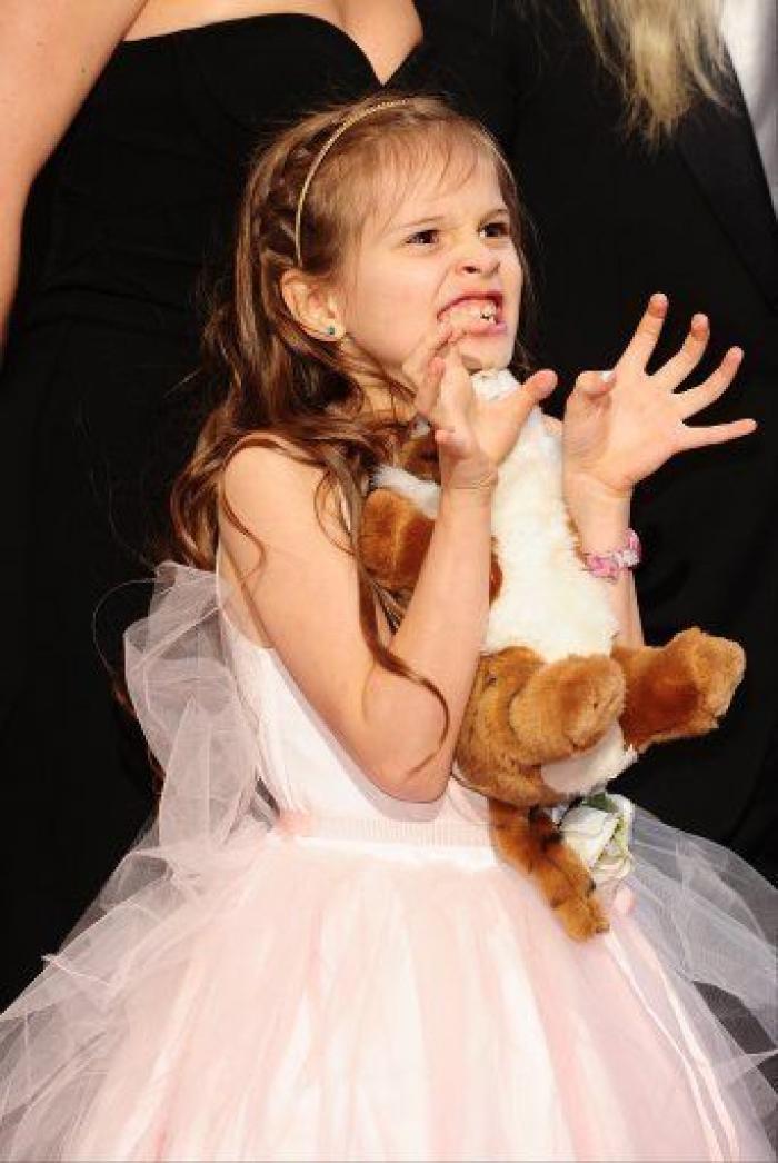 Anécdotas Oscar 2013: del vídeo "os hemos visto las tetas" a las muletas y el hambre en la alfombra roja (FOTOS, GIF, VÍDEOS)