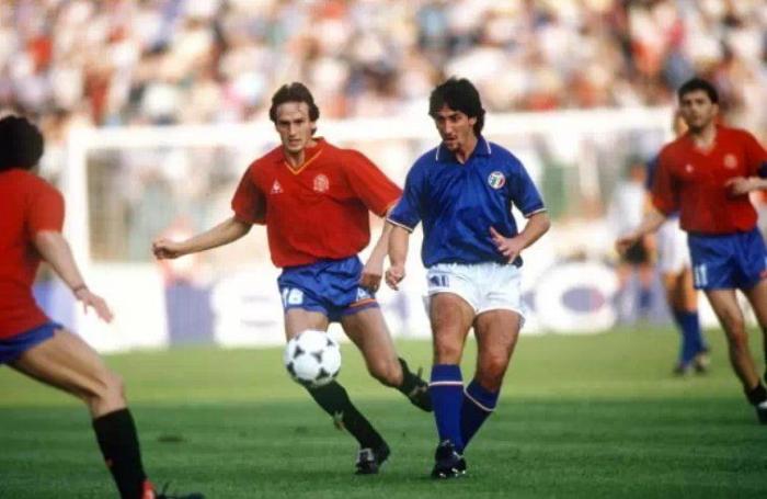 Sara Sálamo se arrepiente y borra un tuit sobre la vacunación de la Selección Española