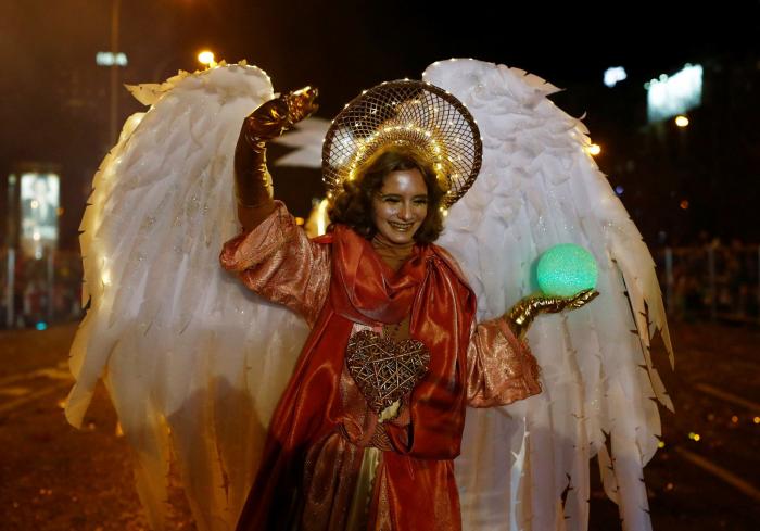 "No se puede ser más bestia": indignación por los objetos tirados en una cabalgata de Reyes de Andalucía