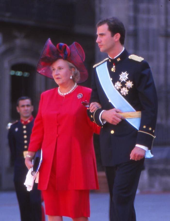 La estrecha relación de la Infanta Pilar y el rey Juan Carlos I que nunca mostraron a los medios
