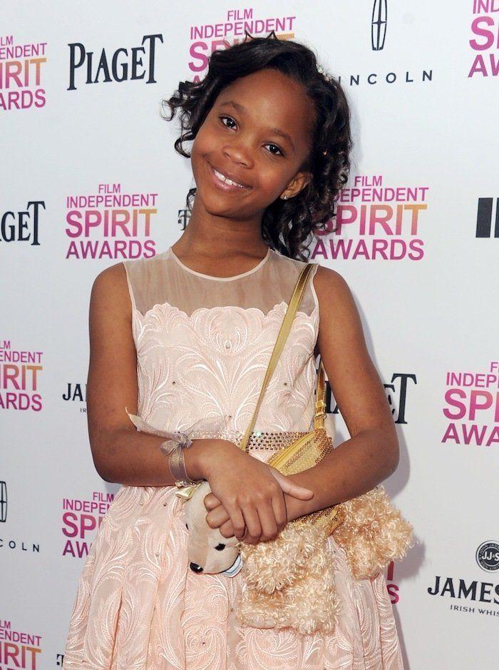 Bolsos-perro de Quvenzhané Wallis: el peluche como completo en la alfombra roja de los Oscar (FOTOS)