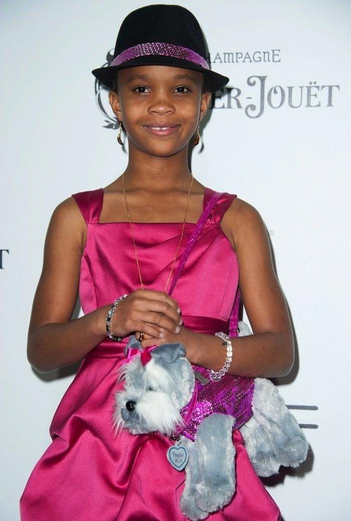 Bolsos-perro de Quvenzhané Wallis: el peluche como completo en la alfombra roja de los Oscar (FOTOS)