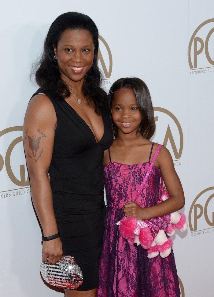 Bolsos-perro de Quvenzhané Wallis: el peluche como completo en la alfombra roja de los Oscar (FOTOS)