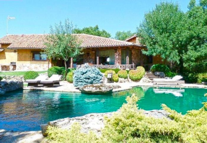 La Fiscalía descarta el delito en las protestas ante la casa de Iglesias y Montero: "incómodas pero no amenazantes"