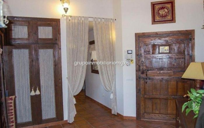 La Fiscalía descarta el delito en las protestas ante la casa de Iglesias y Montero: "incómodas pero no amenazantes"