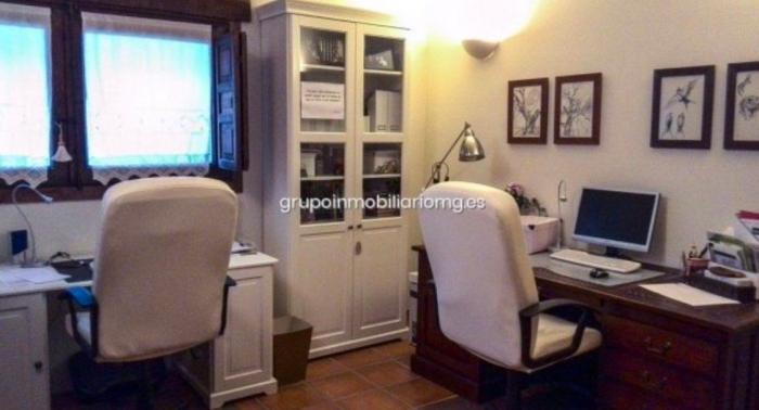 La Fiscalía descarta el delito en las protestas ante la casa de Iglesias y Montero: "incómodas pero no amenazantes"