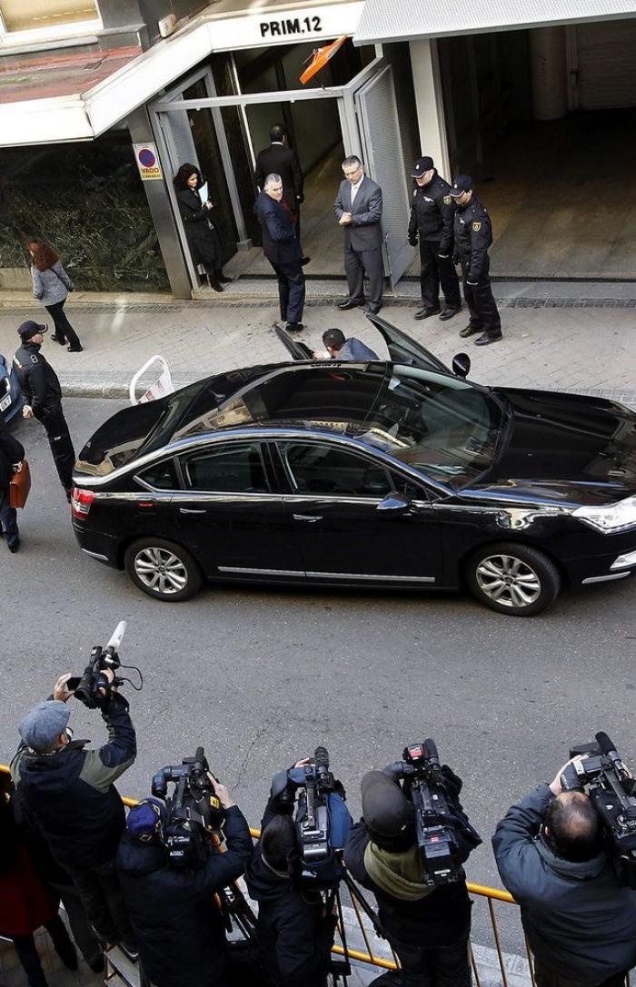 Por qué Pablo Casado SÍ tiene que dar explicaciones