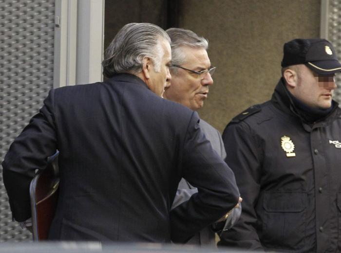 Por qué Pablo Casado SÍ tiene que dar explicaciones