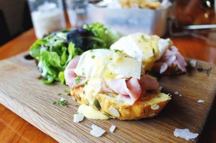 Nathy Peluso llega a España y lo que hace arrasa en Twitter: "Diva de la dieta mediterránea"