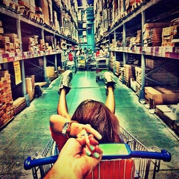 #Followmeto... al altar: la imagen más especial del fotógrafo de Instagram que sigue a su novia por el mundo