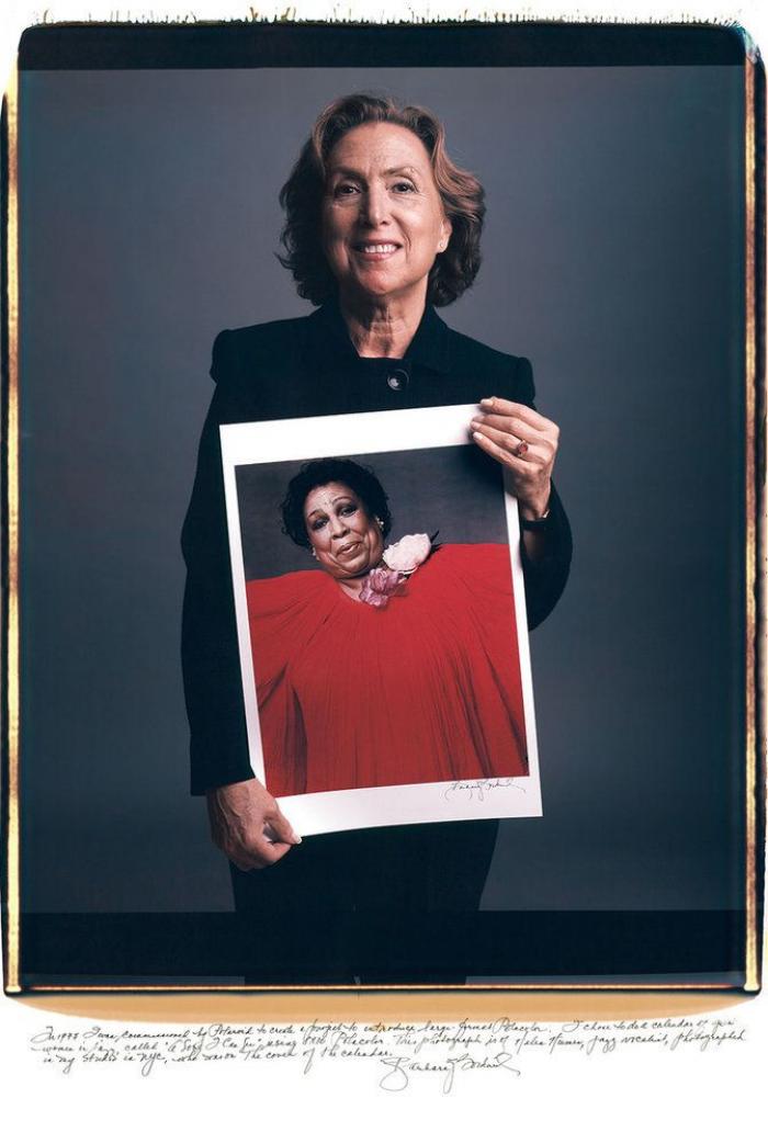 Fotos famosas del siglo XX y XXI: los autores de iconos fotográficos posan con sus obras