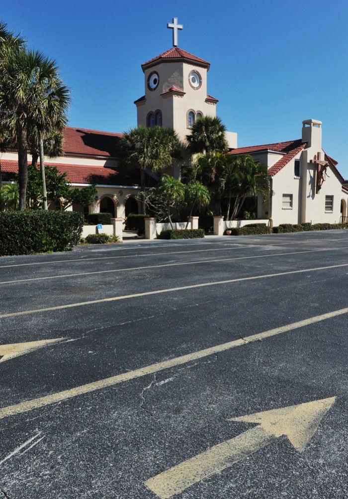 Iglesia-pollo: el éxito viral de una iglesia de Florida (FOTOS)