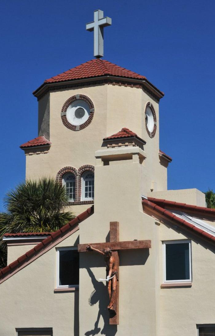 Iglesia-pollo: el éxito viral de una iglesia de Florida (FOTOS)