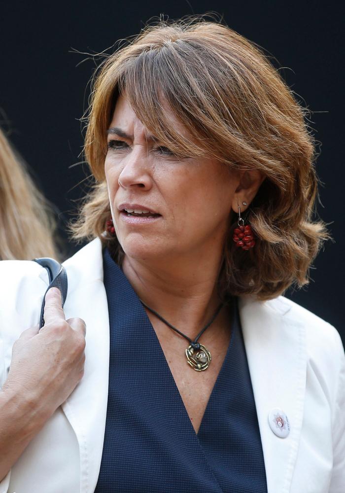 Delgado califica de "histórica" la investigación al emérito