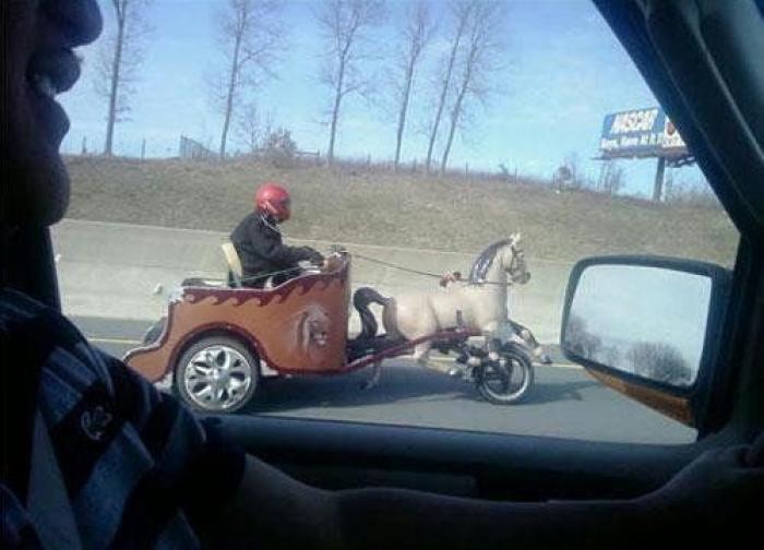 El ruego de la Guardia Civil a los conductores en carretera sobre un error MUY común