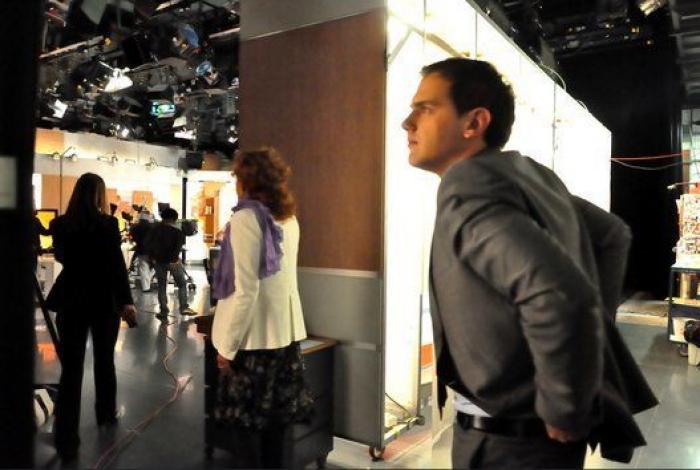 Rivera: "Yo no quiero entrar en un Gobierno con Sánchez, pero sí desbloquear la situación"