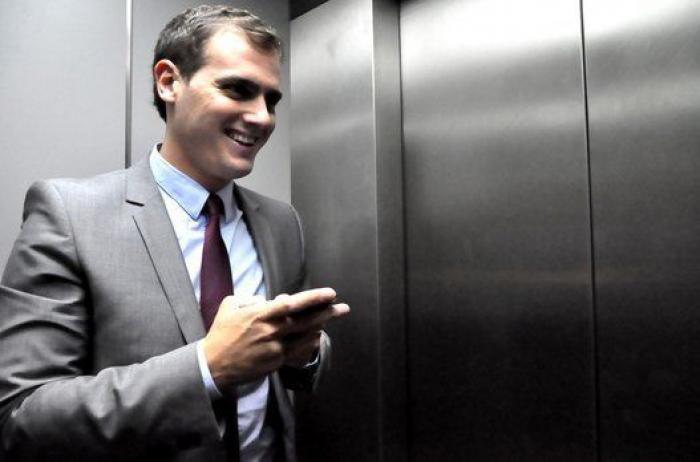 Rivera: "Yo no quiero entrar en un Gobierno con Sánchez, pero sí desbloquear la situación"