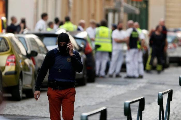 Una explosión deja al menos 13 heridos en el centro de Lyon