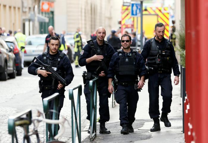 Una explosión deja al menos 13 heridos en el centro de Lyon